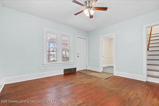 2106 Coolridge Road, Holt, MI 48842