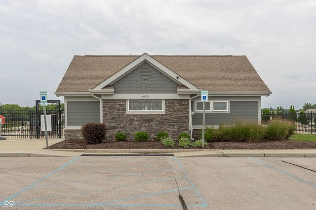 6771 Highland Way, Brownsburg, IN 46112