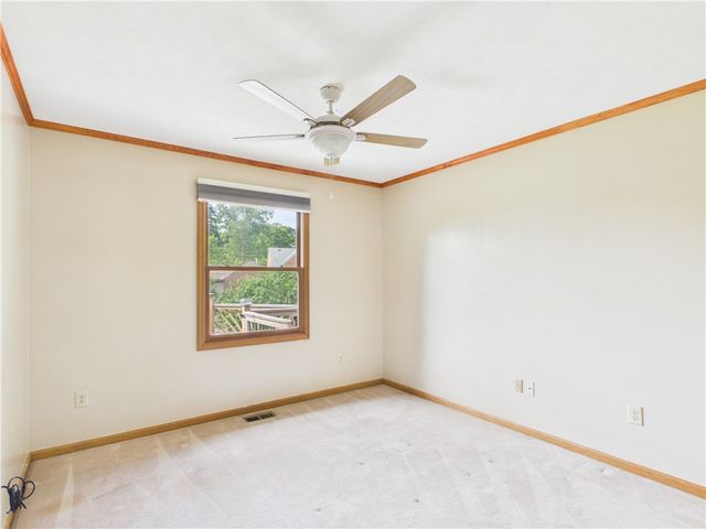 21 Dorchester Drive, Clayton, OH 45415
