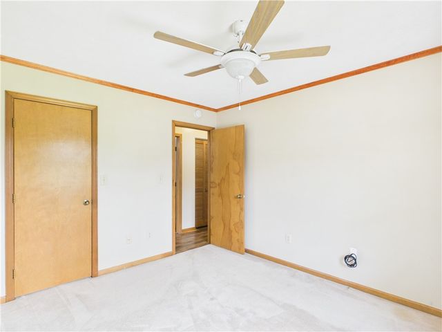 21 Dorchester Drive, Clayton, OH 45415
