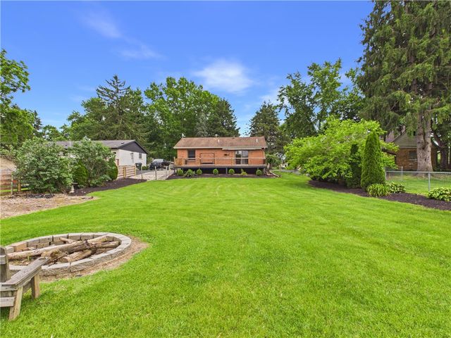 21 Dorchester Drive, Clayton, OH 45415