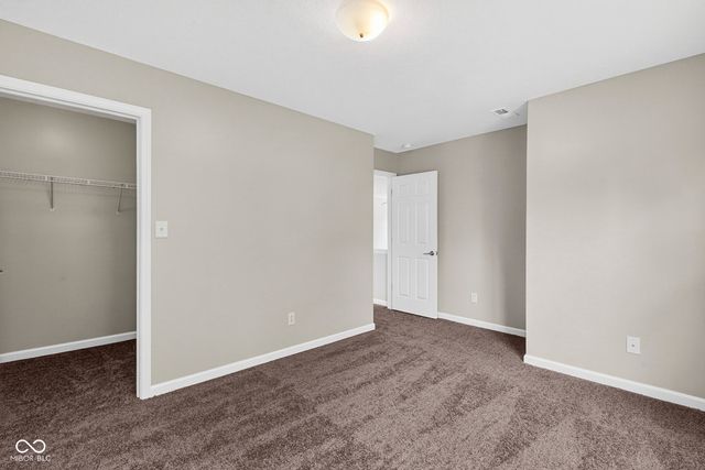 7031 N Stubbington Lane, Mccordsville, IN 46055