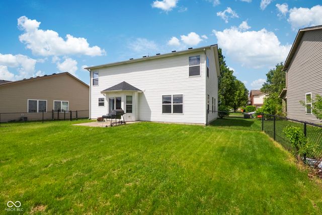 7031 N Stubbington Lane, Mccordsville, IN 46055