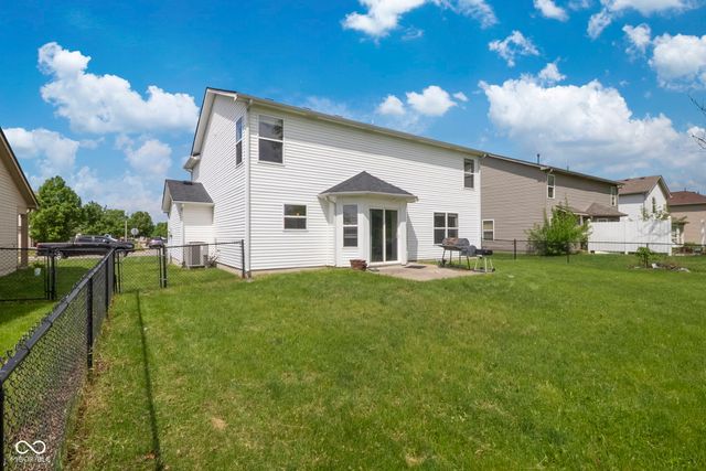 7031 N Stubbington Lane, Mccordsville, IN 46055