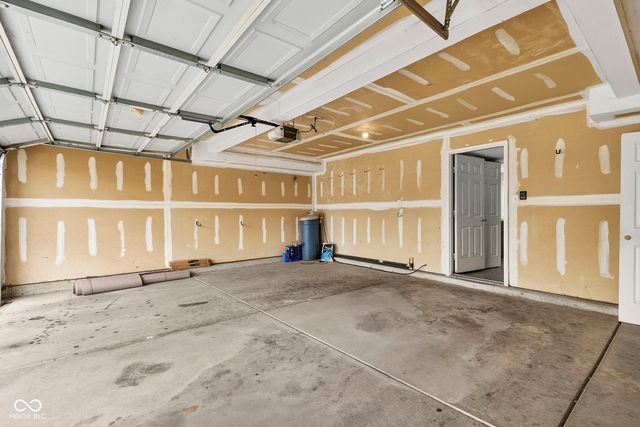 7031 N Stubbington Lane, Mccordsville, IN 46055