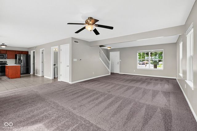 7031 N Stubbington Lane, Mccordsville, IN 46055