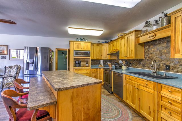 3829 Deep Lake Boundary Rd, Colville, WA 99114