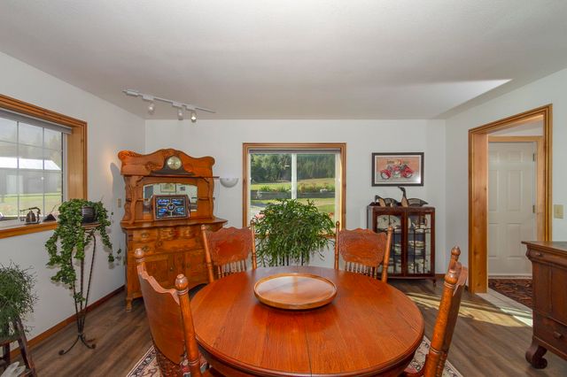 3829 Deep Lake Boundary Rd, Colville, WA 99114