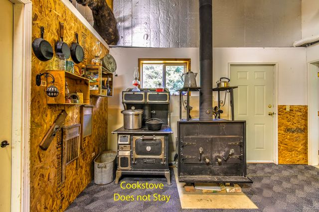 3829 Deep Lake Boundary Rd, Colville, WA 99114