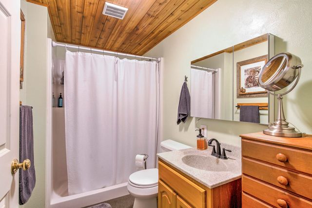 3829 Deep Lake Boundary Rd, Colville, WA 99114