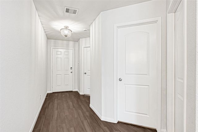 11122 Hillside Creek Drive, Humble, TX 77396