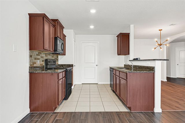 11122 Hillside Creek Drive, Humble, TX 77396