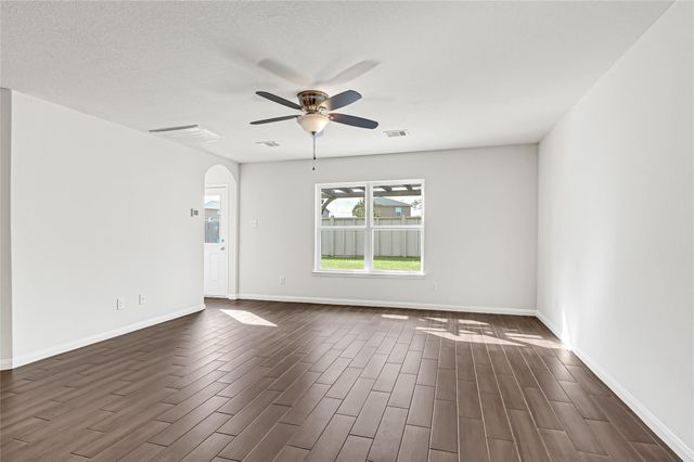 11122 Hillside Creek Drive, Humble, TX 77396