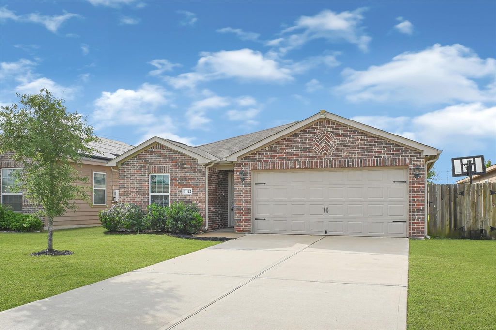 11122 Hillside Creek Drive, Humble, TX 77396