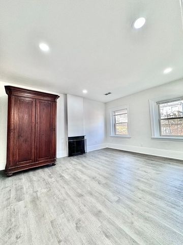 57 Fort Ave 2, Boston, MA 02119