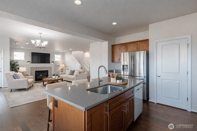 32205 49th Avenue S, Auburn, WA 98001