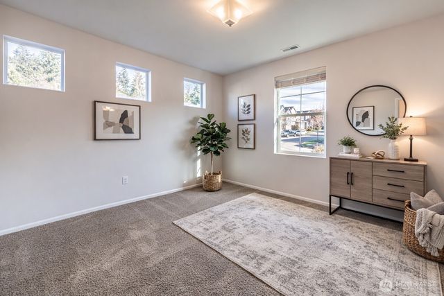 32205 49th Avenue S, Auburn, WA 98001