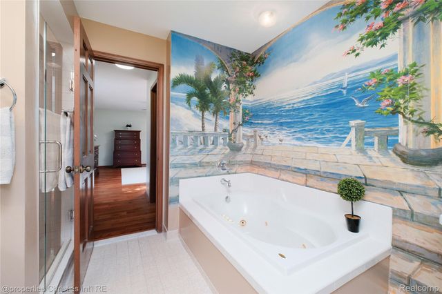 38621 Rutgers Drive, Farmington Hills, MI 48335