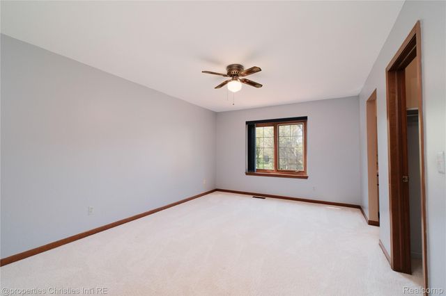 38621 Rutgers Drive, Farmington Hills, MI 48335