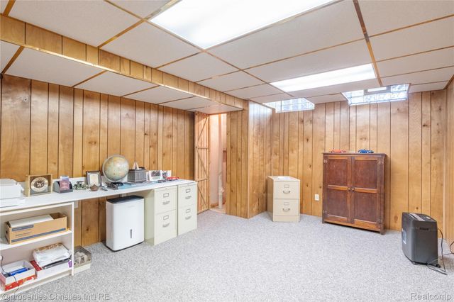 38621 Rutgers Drive, Farmington Hills, MI 48335