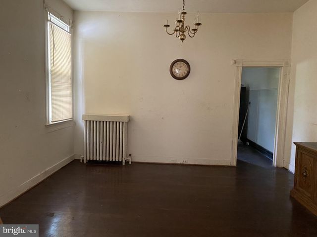 2802 W MOSHER ST, Baltimore, MD 21216