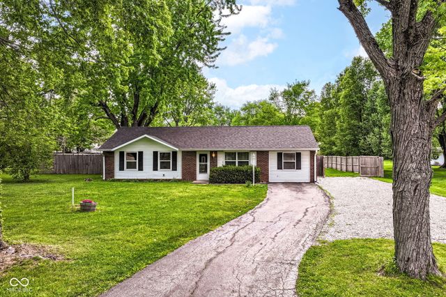 8177 N Poplar Drive, Mooresville, IN 46158