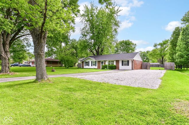 8177 N Poplar Drive, Mooresville, IN 46158