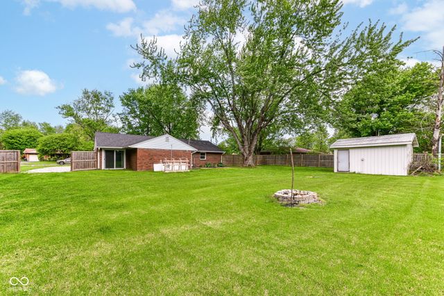 8177 N Poplar Drive, Mooresville, IN 46158