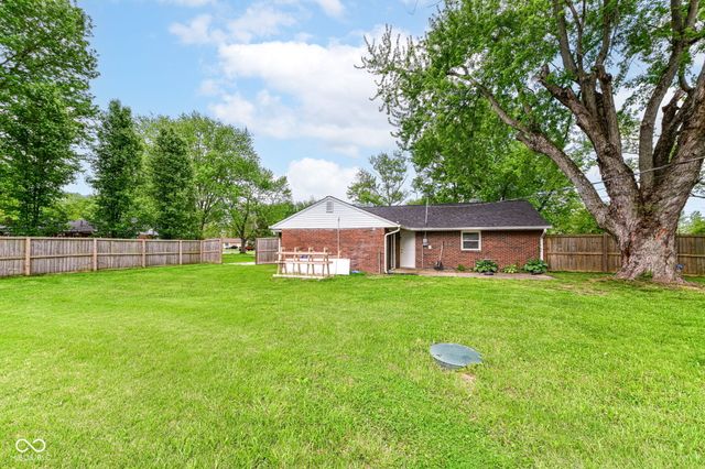 8177 N Poplar Drive, Mooresville, IN 46158