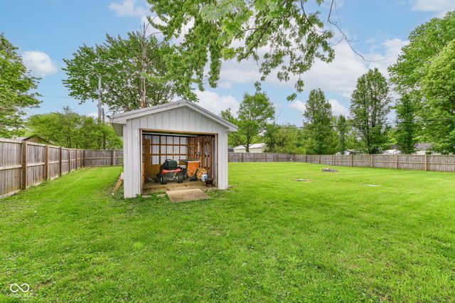 8177 N Poplar Drive, Mooresville, IN 46158