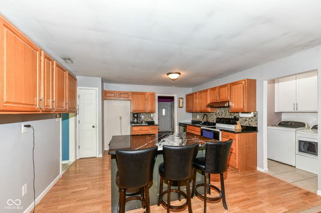 8177 N Poplar Drive, Mooresville, IN 46158