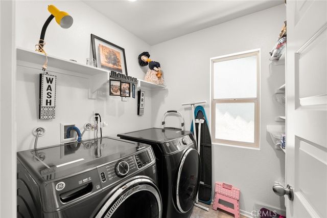 32854 Crown Point, Lake Elsinore, CA 92530