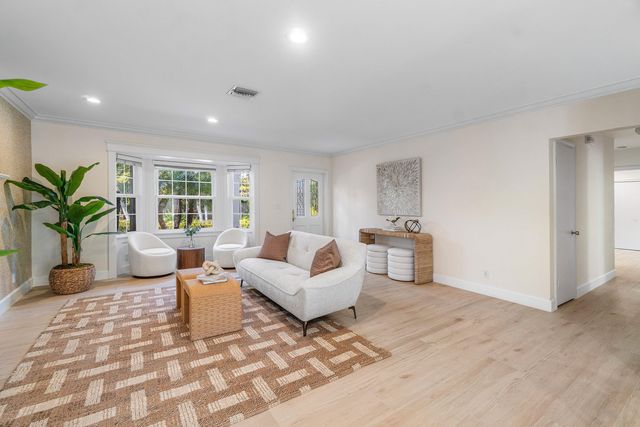 518 Gardenia Terrace, Delray Beach, FL 33444