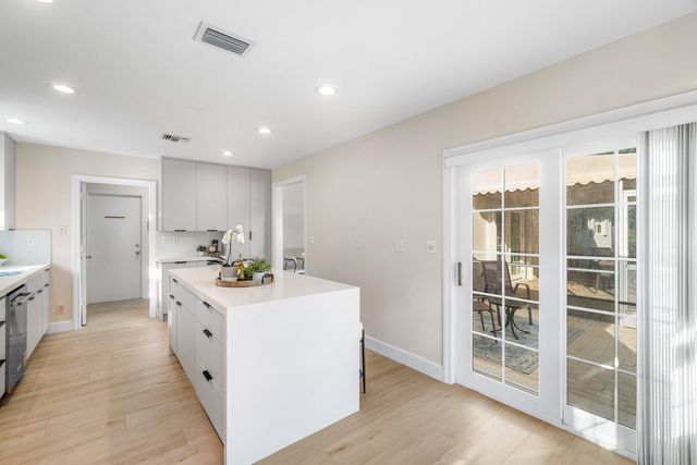 518 Gardenia Terrace, Delray Beach, FL 33444