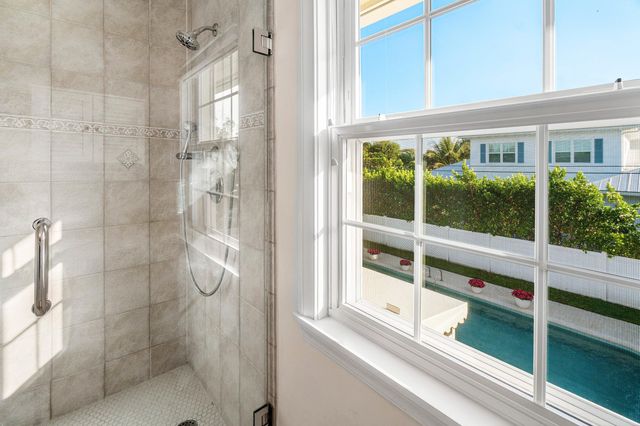 518 Gardenia Terrace, Delray Beach, FL 33444