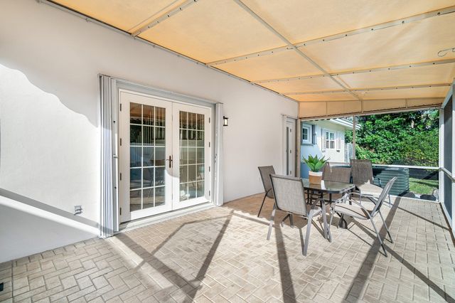 518 Gardenia Terrace, Delray Beach, FL 33444