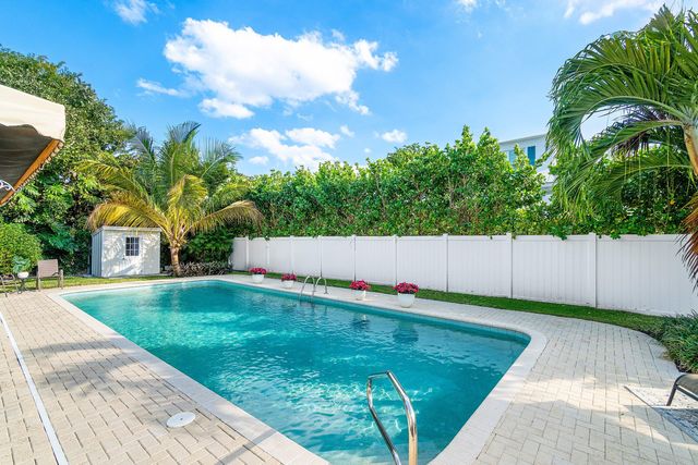 518 Gardenia Terrace, Delray Beach, FL 33444