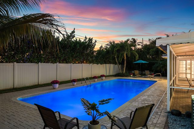 518 Gardenia Terrace, Delray Beach, FL 33444