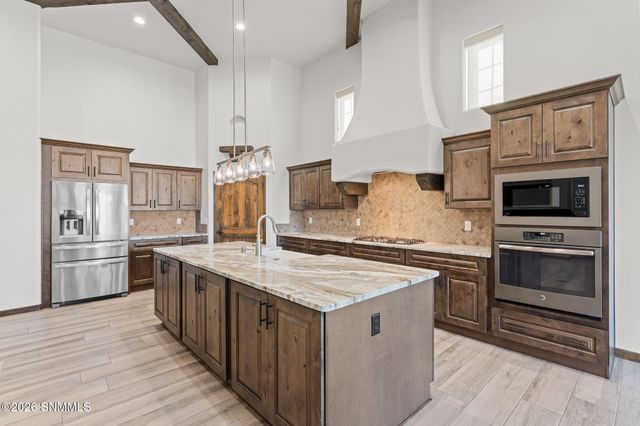 2256 Sedona Hills Parkway, Las Cruces, NM 88011