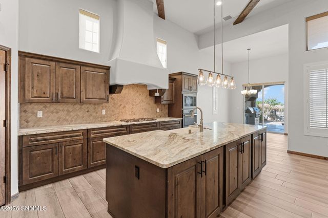 2256 Sedona Hills Parkway, Las Cruces, NM 88011