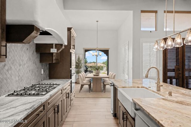 2256 Sedona Hills Parkway, Las Cruces, NM 88011