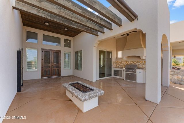 2256 Sedona Hills Parkway, Las Cruces, NM 88011