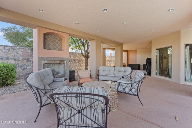 2256 Sedona Hills Parkway, Las Cruces, NM 88011