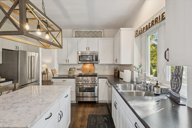 4546 Forest Meadows Drive SE, Grand Rapids, MI 49546