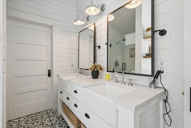 4546 Forest Meadows Drive SE, Grand Rapids, MI 49546