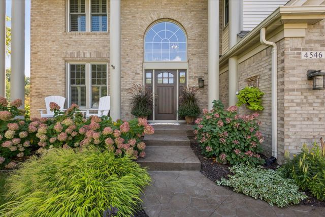 4546 Forest Meadows Drive SE, Grand Rapids, MI 49546