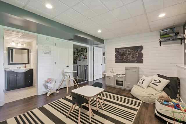 4546 Forest Meadows Drive SE, Grand Rapids, MI 49546