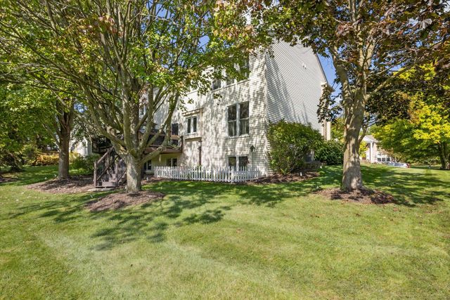 4546 Forest Meadows Drive SE, Grand Rapids, MI 49546