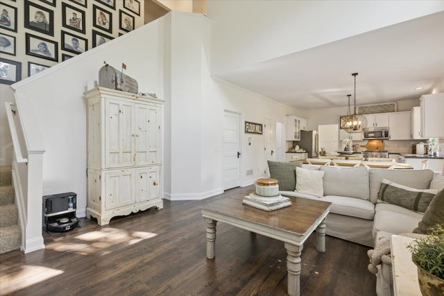 4546 Forest Meadows Drive SE, Grand Rapids, MI 49546