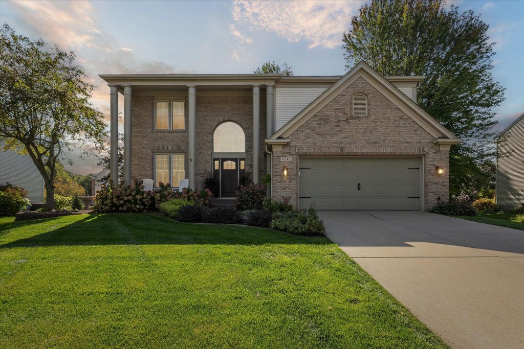 4546 Forest Meadows Drive SE, Grand Rapids, MI 49546